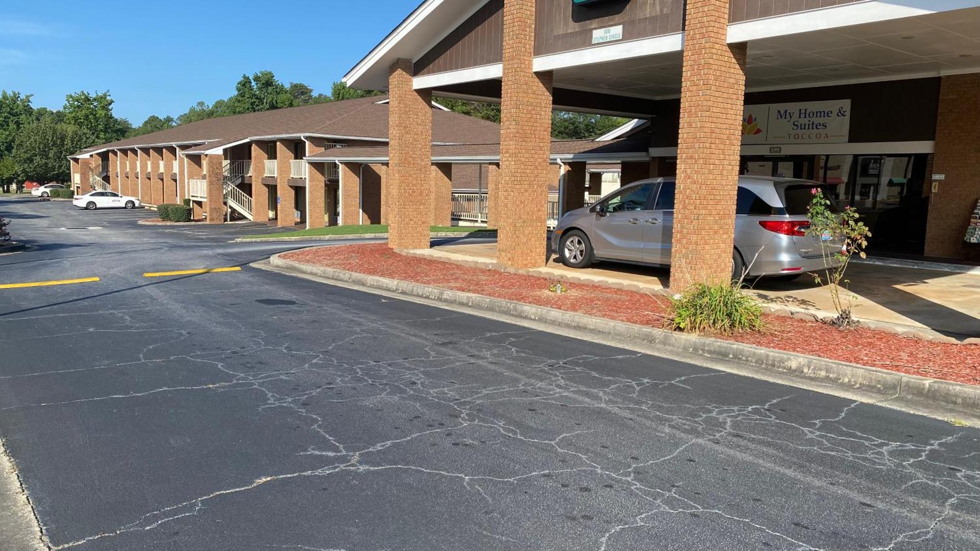 My Home & Suites Toccoa Exteriör bild