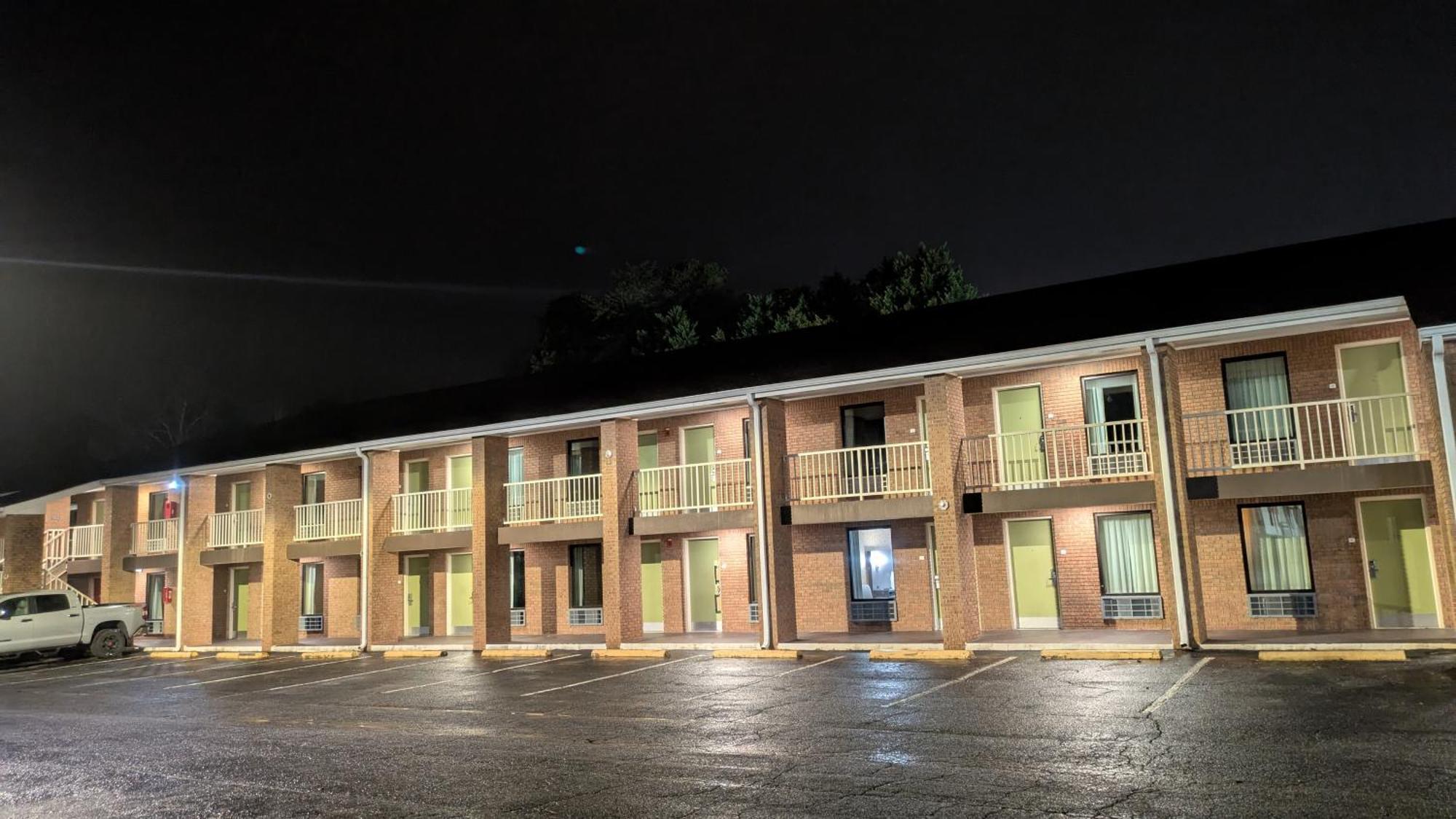 My Home & Suites Toccoa Exteriör bild